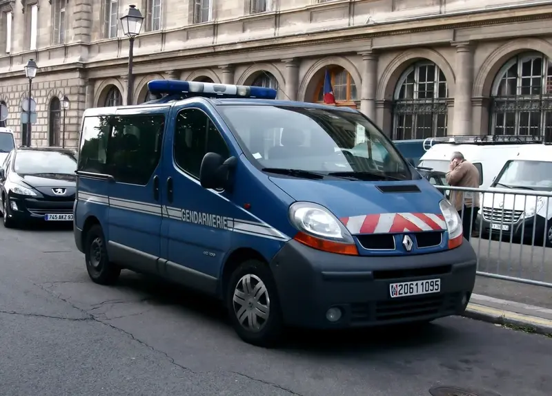 Renault Trafic - 2