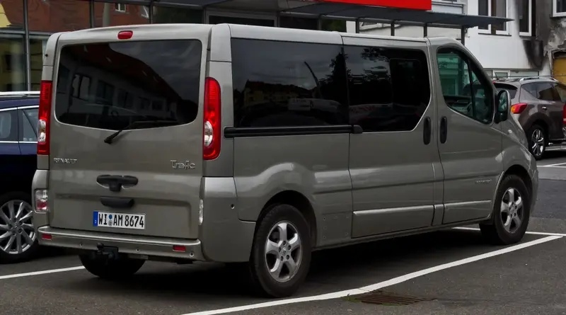 Renault Trafic - 2