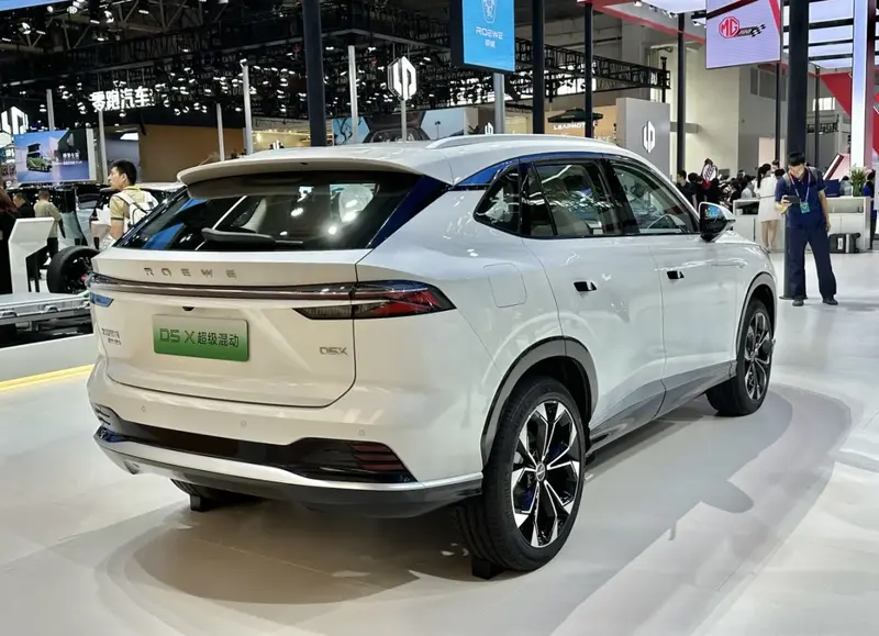 Roewe D5X D5X DMH 1.5T (347 bg) Plug-in Hybrid DHT - görsel 2