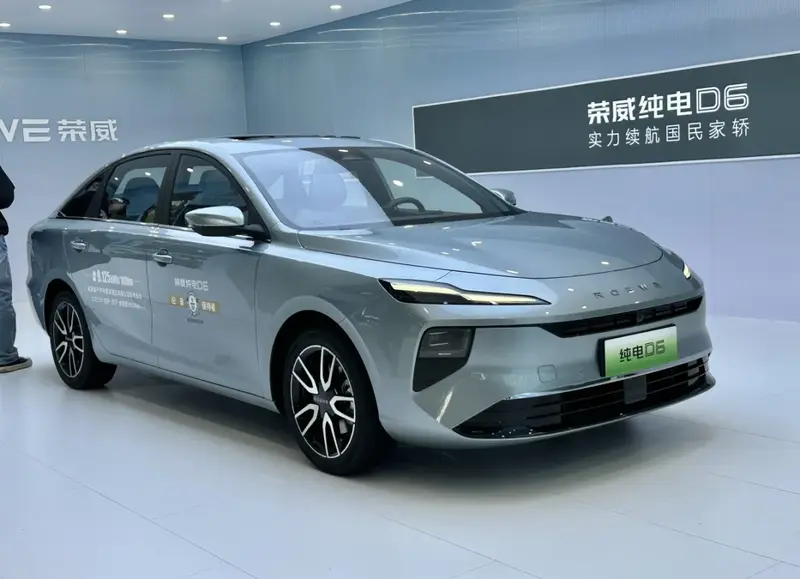Roewe D6 D6