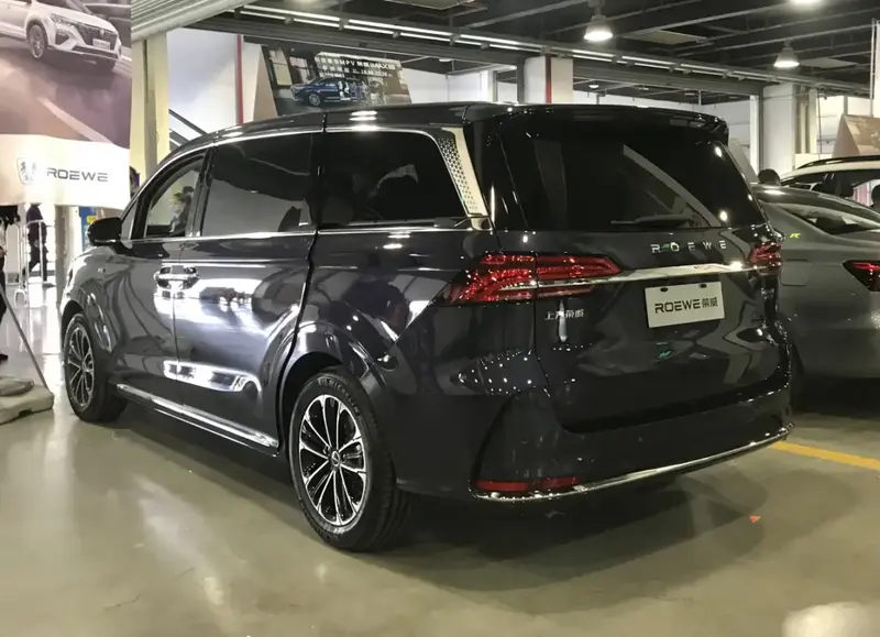 Roewe iMAX8 - 2