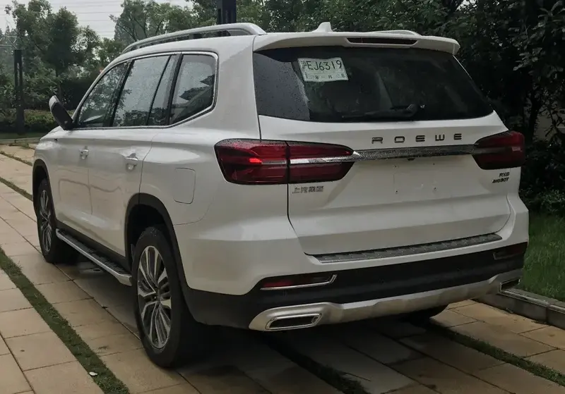 Roewe RX8 - 2