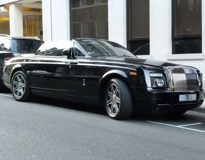 Rolls-Royce Phantom - 5