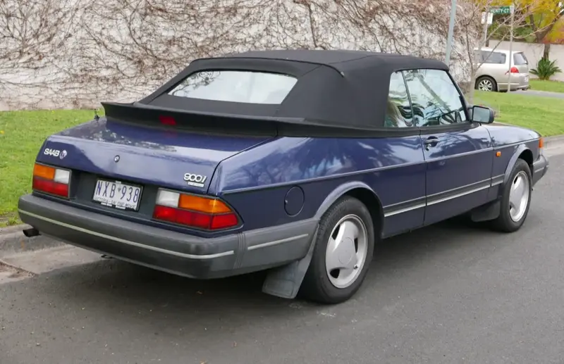 Saab 900 - 6