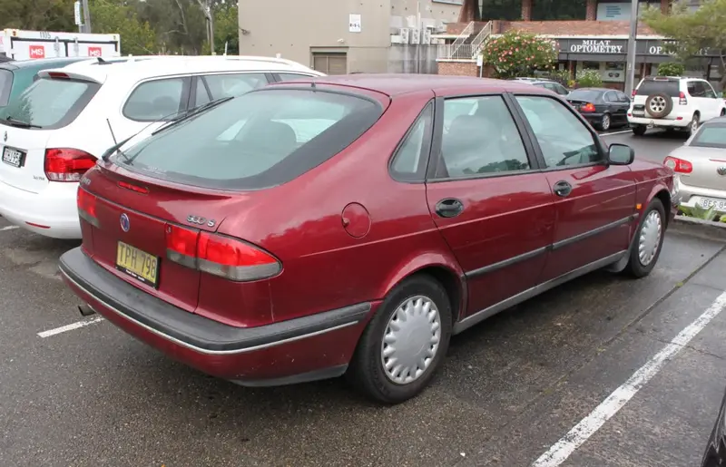Saab 900 - 4