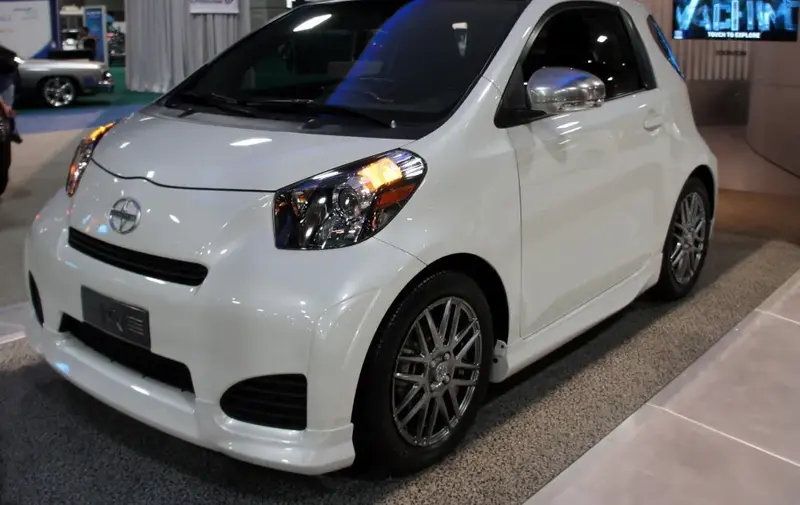 Scion iQ - 2