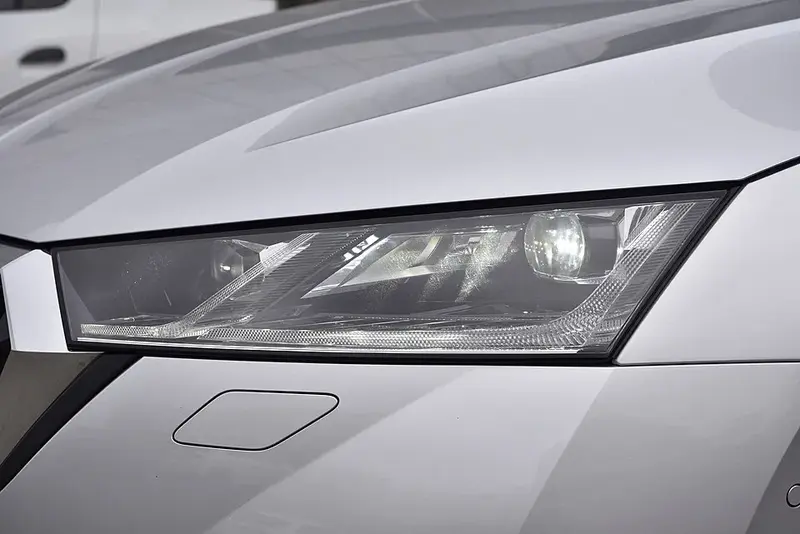 Skoda Octavia - 4