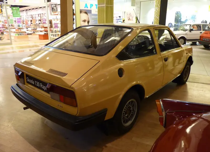 Skoda Rapid - 2