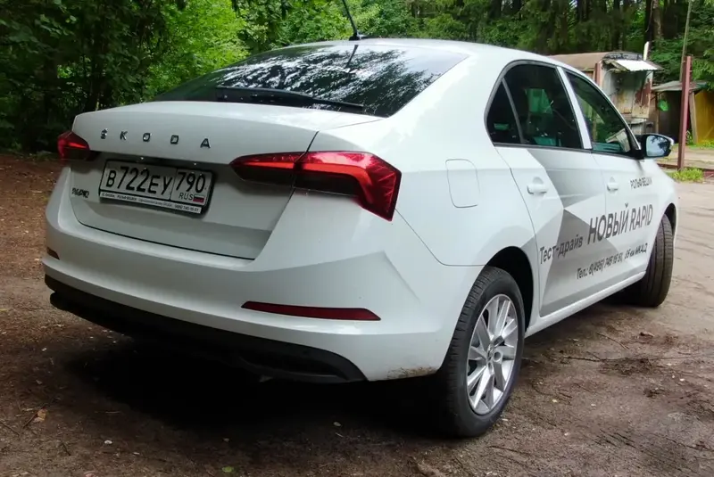 Skoda Rapid - 2
