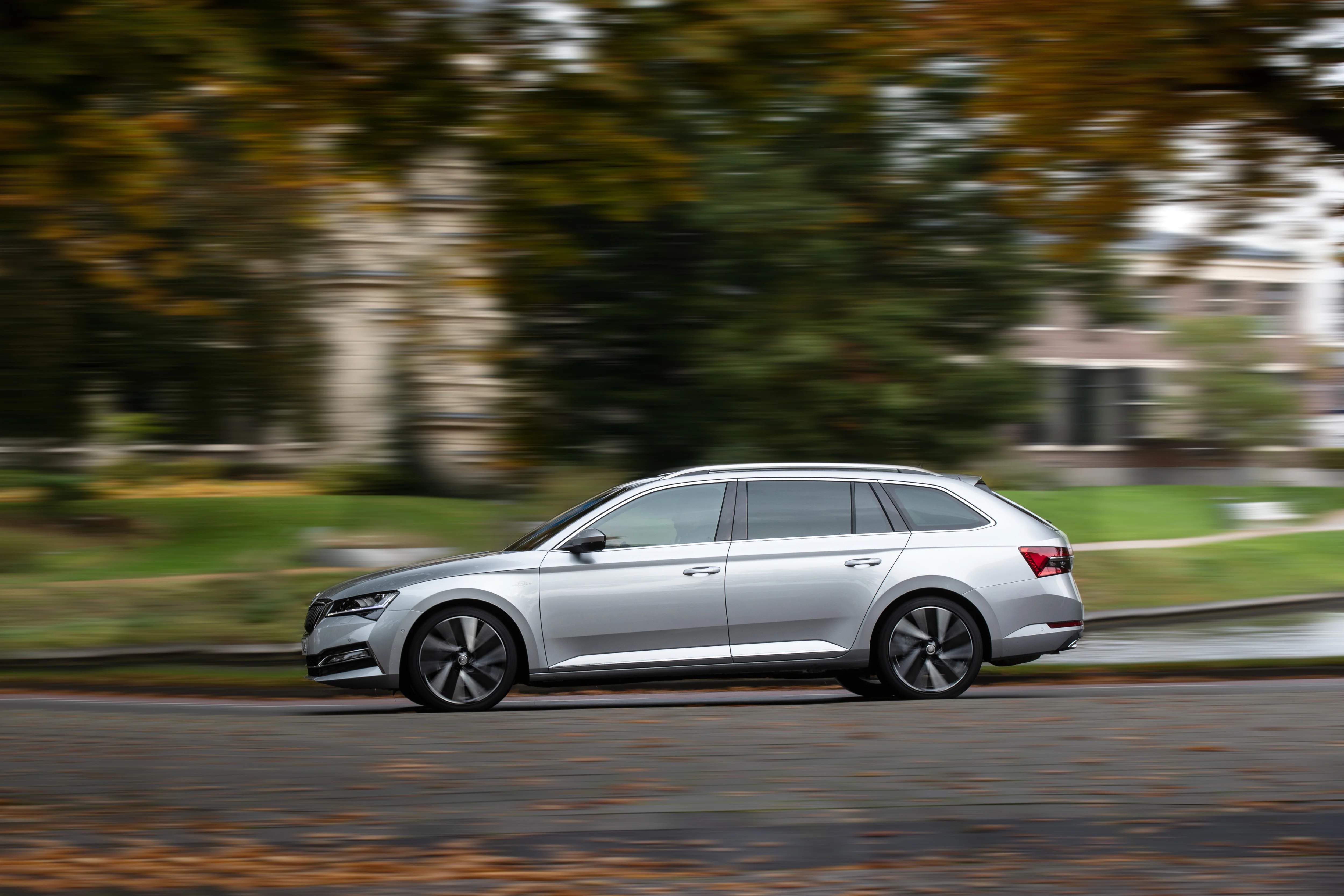 Skoda Superb Superb IV Combi