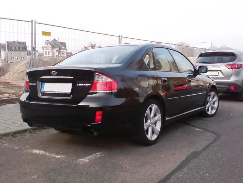 Subaru Legacy - 4