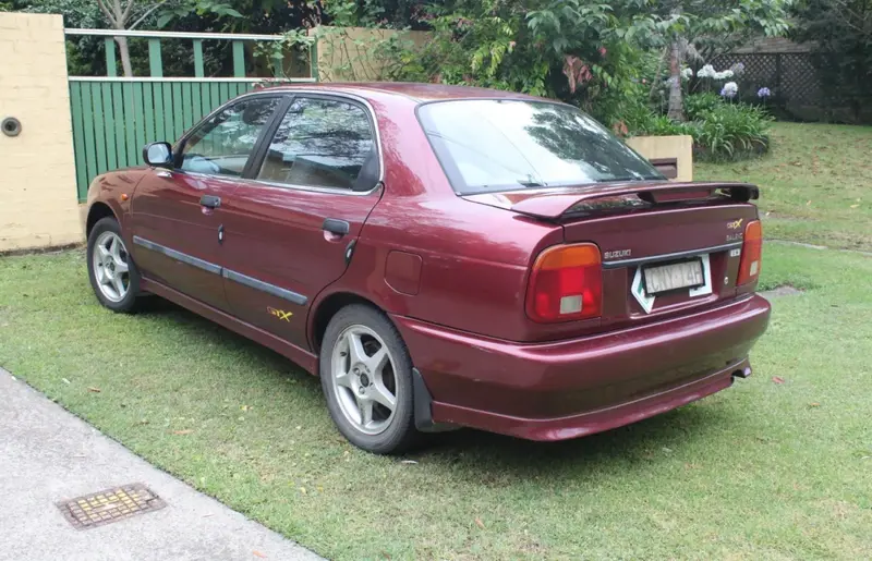 Suzuki Baleno - 2