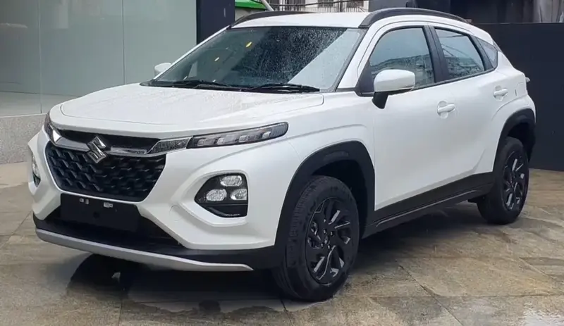 Suzuki Fronx - 1