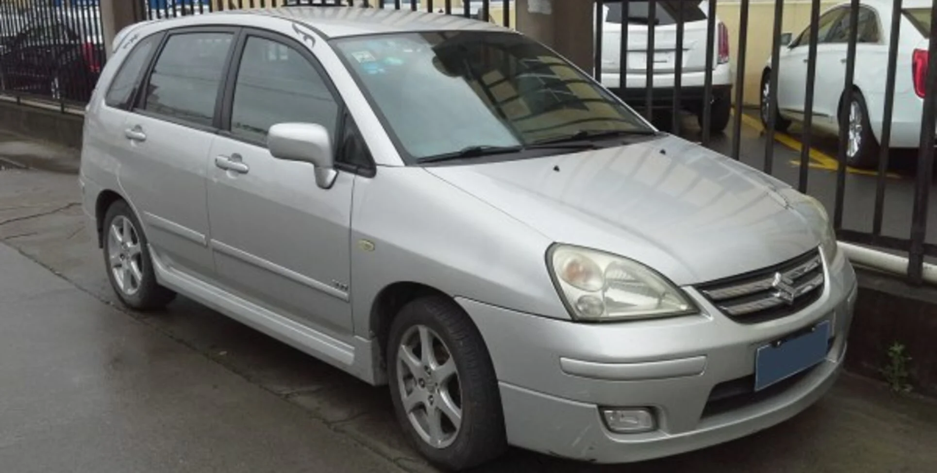Suzuki Liana Liana Wagon I (facelift 2004)