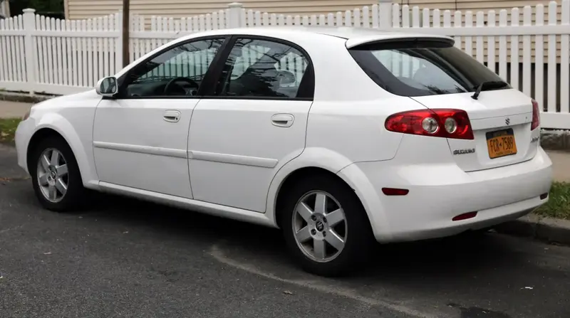 Suzuki Reno - 2