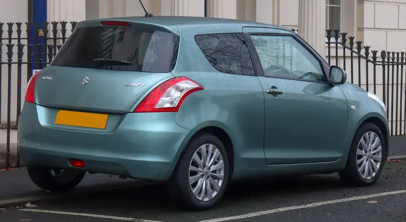 Suzuki Swift - 4