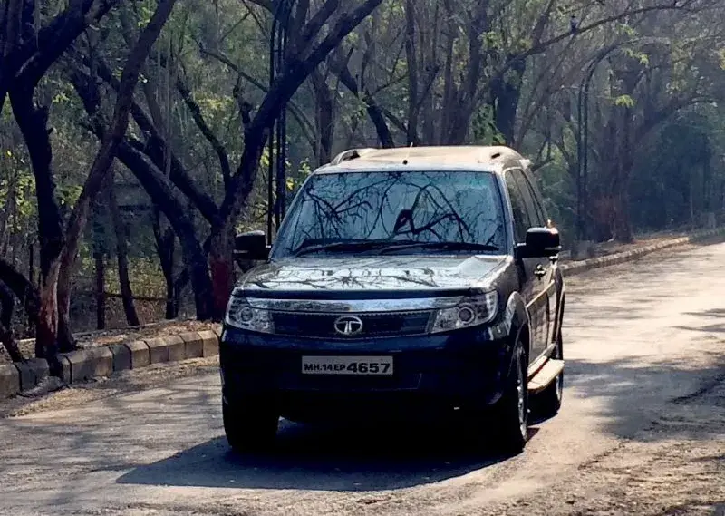 Tata Safari Safari Storme I (facelift 2015)