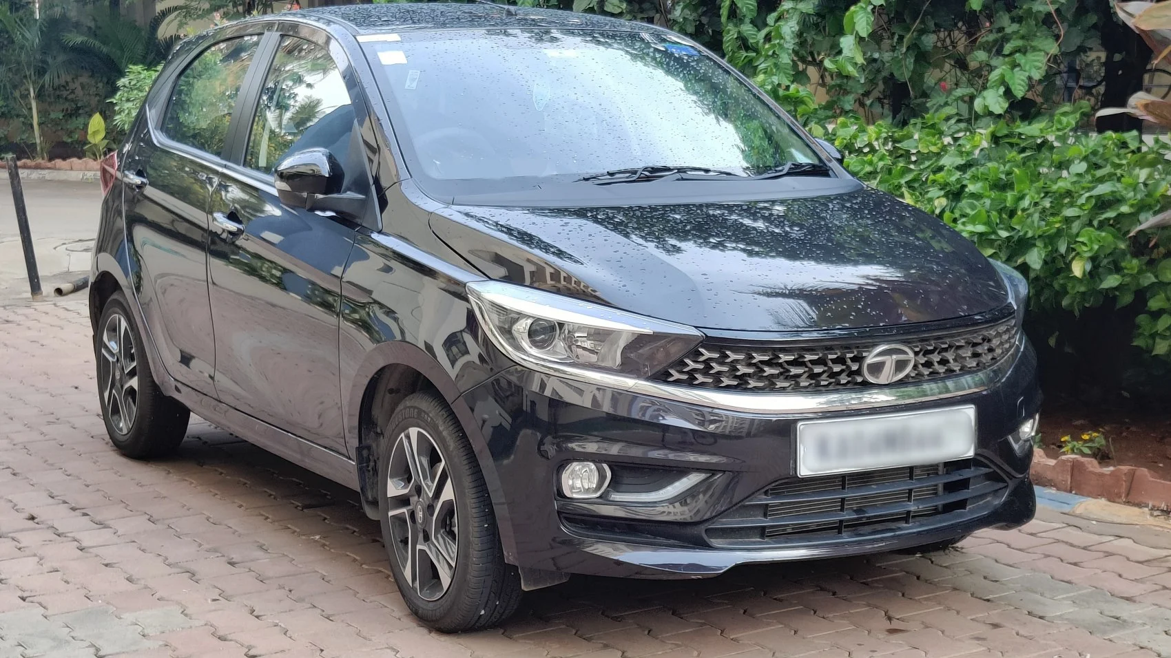 Tata Tiago Tiago NRG (facelift 2020)
