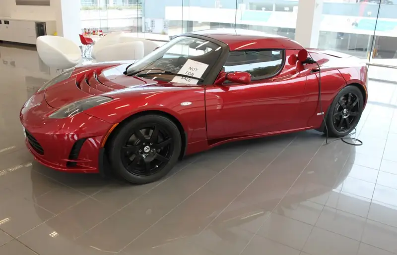 Tesla Roadster - 2