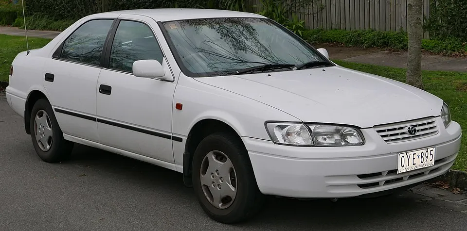Toyota Camry - 2