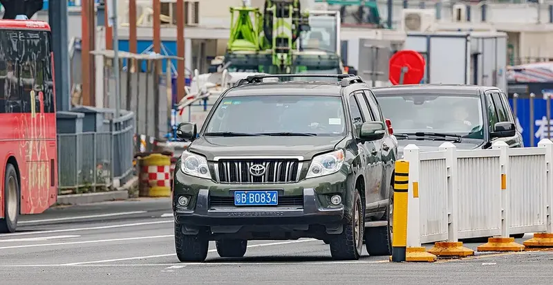 Toyota Land Cruiser Prado - 3