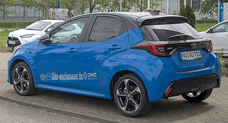 Toyota Yaris - 2