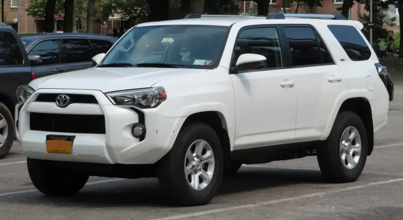 Toyota 4Runner 4Runner V (facelift 2013)
