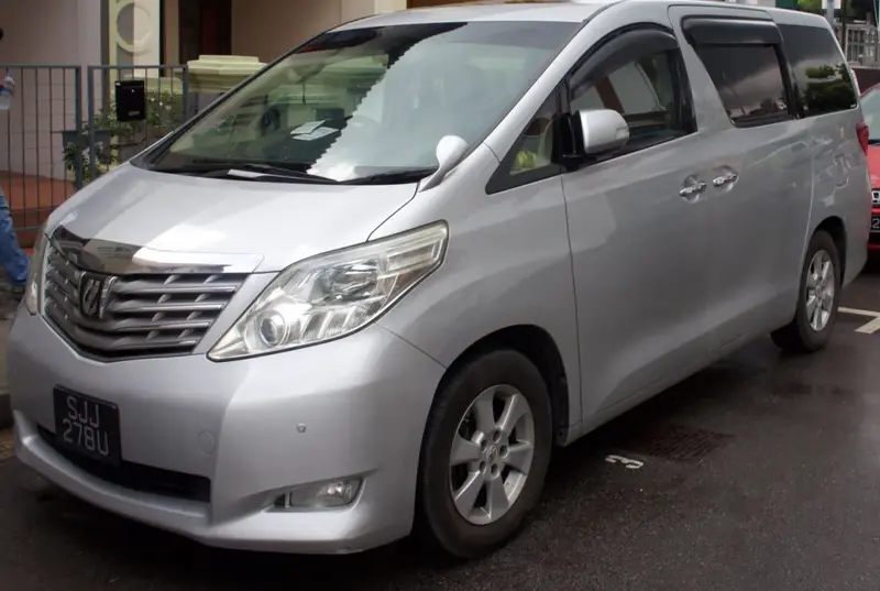 Toyota Alphard Alphard II
