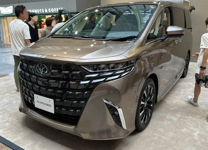 Toyota Alphard Alphard IV