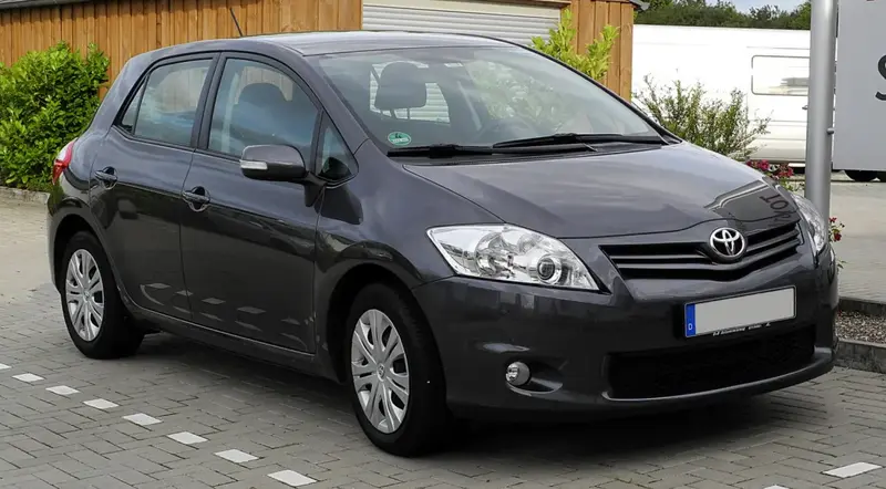 Toyota Auris Auris (facelift 2010)
