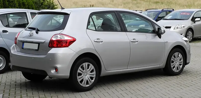 Toyota Auris - 4