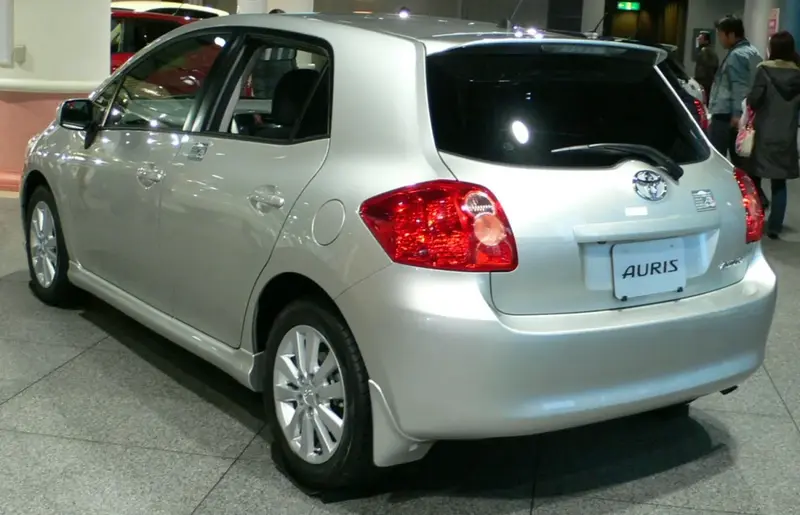Toyota Auris - 4