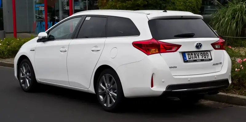 Toyota Auris - 2