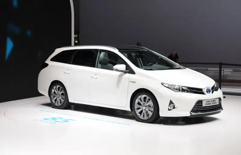 Toyota Auris - 5