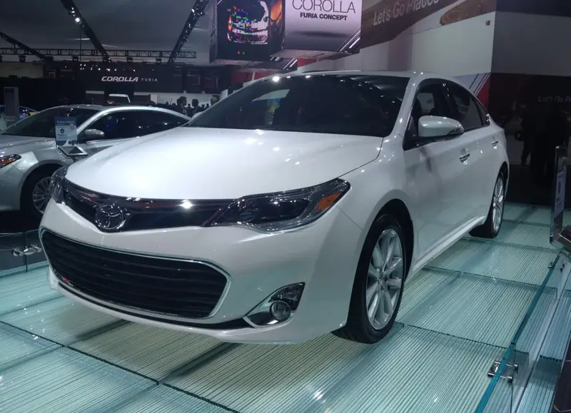 Toyota Avalon Avalon IV