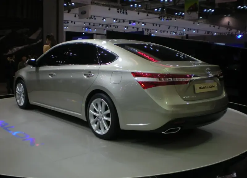 Toyota Avalon - 4