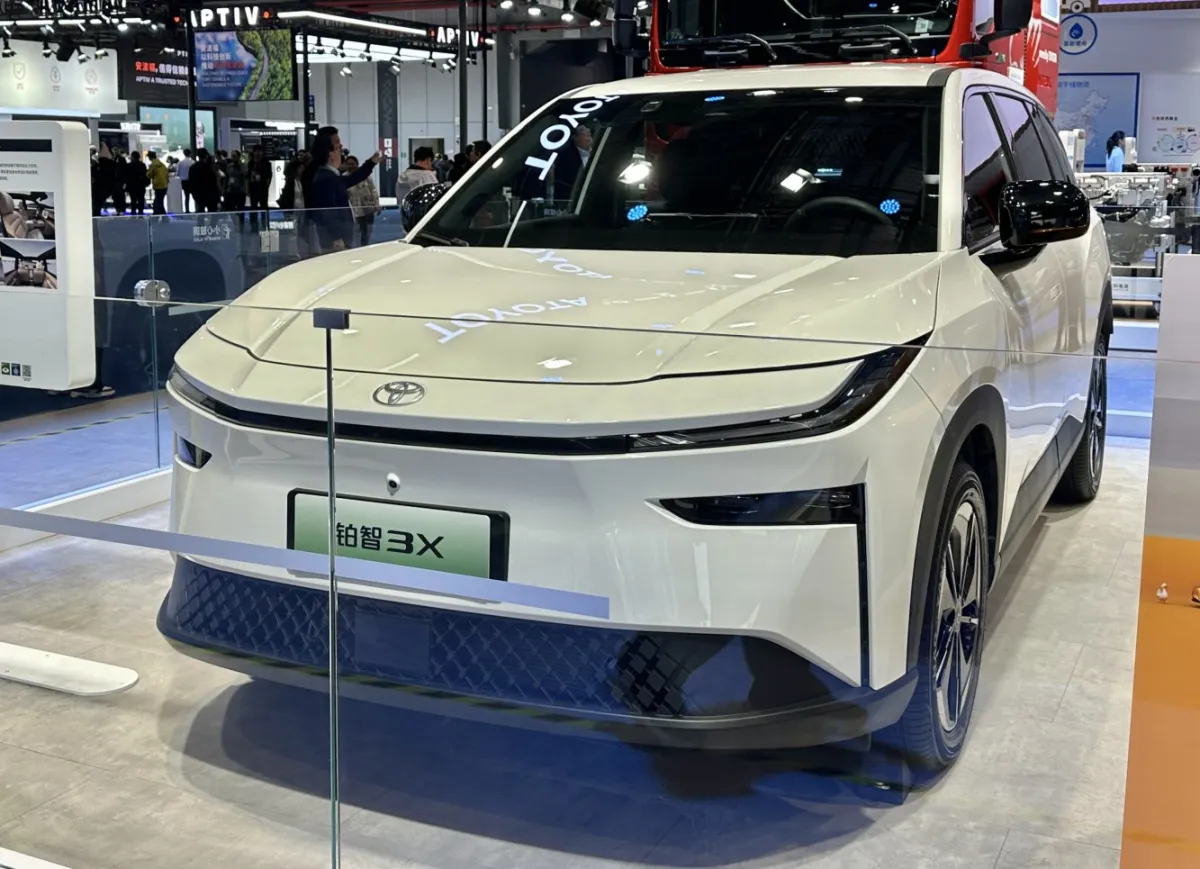 Toyota bZ - 3