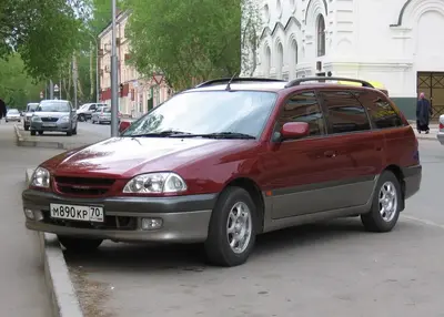 Toyota Caldina Caldina (T21)