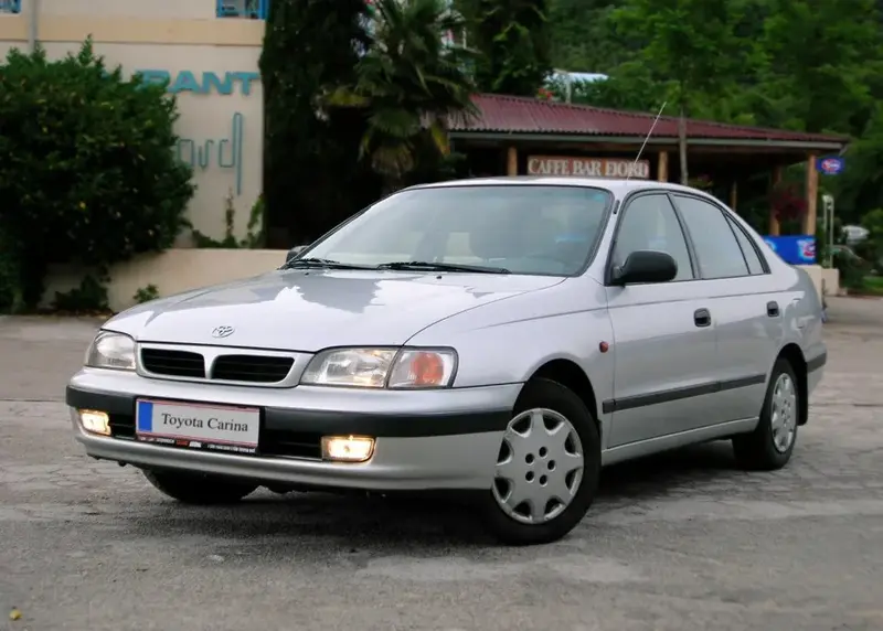 Toyota Carina Carina E Hatch (T19)