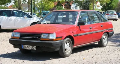 Toyota Carina Carina Hatch (T15)