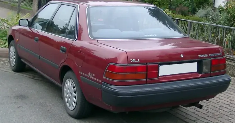 Toyota Carina - 2