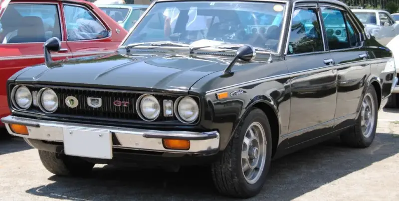 Toyota Carina Carina (TA1)