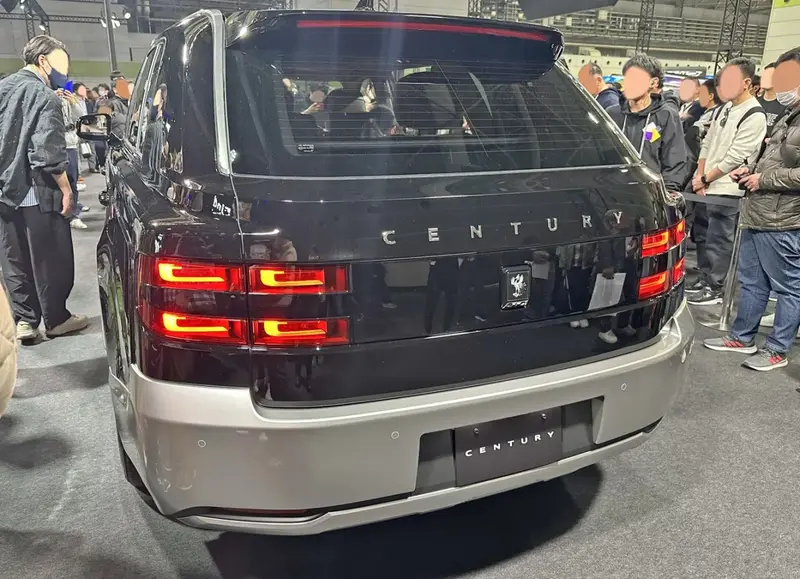 Toyota Century - 5