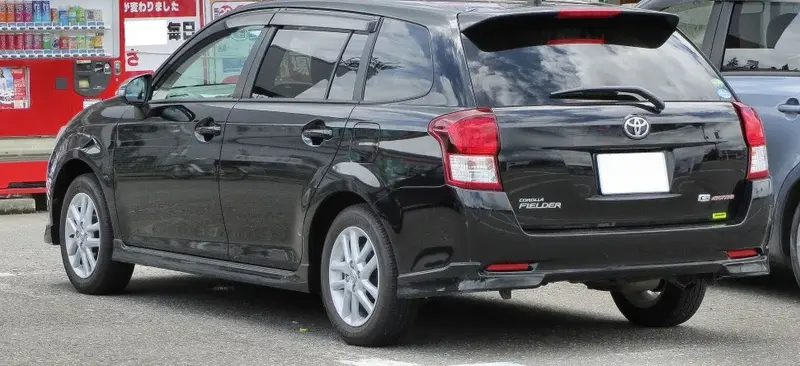 Toyota Corolla - 2