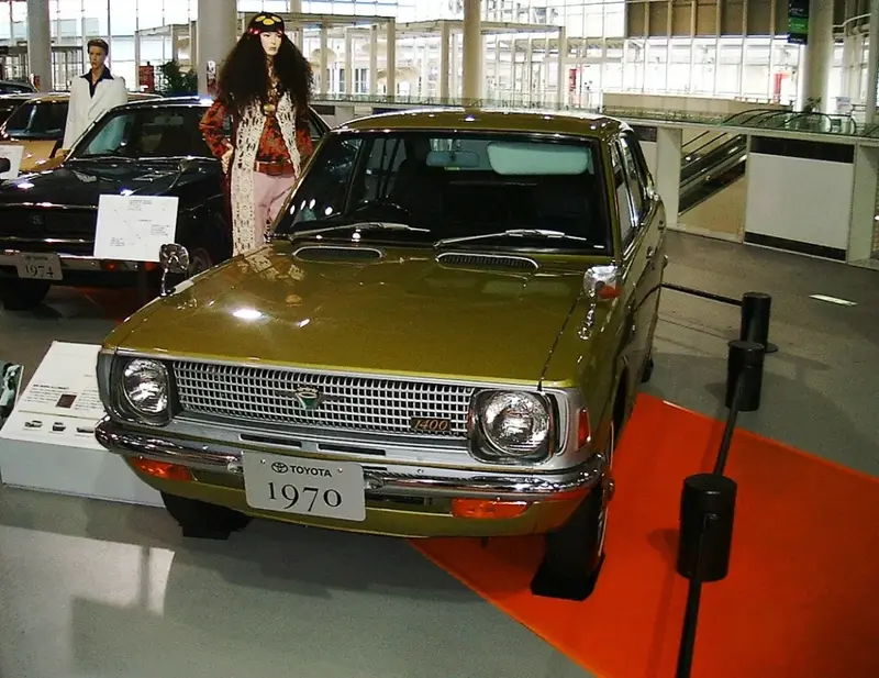Toyota Corolla - 3