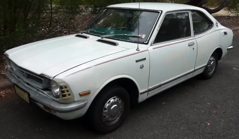 Toyota Corolla - 4