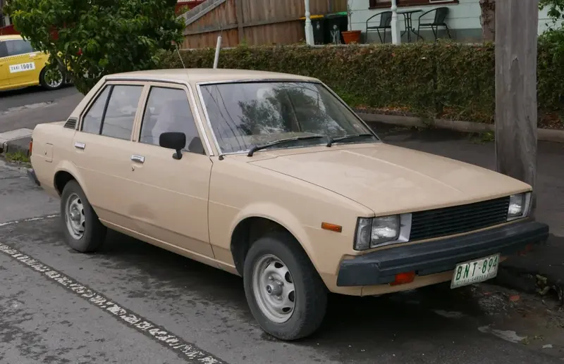 Toyota Corolla Corolla IV (E70)