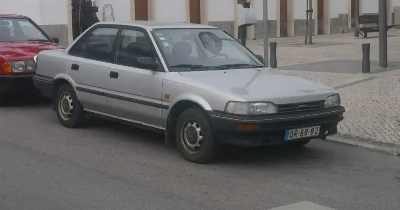 Toyota Corolla Corolla VI (E90)