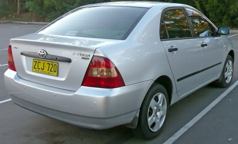 Toyota Corolla - 4