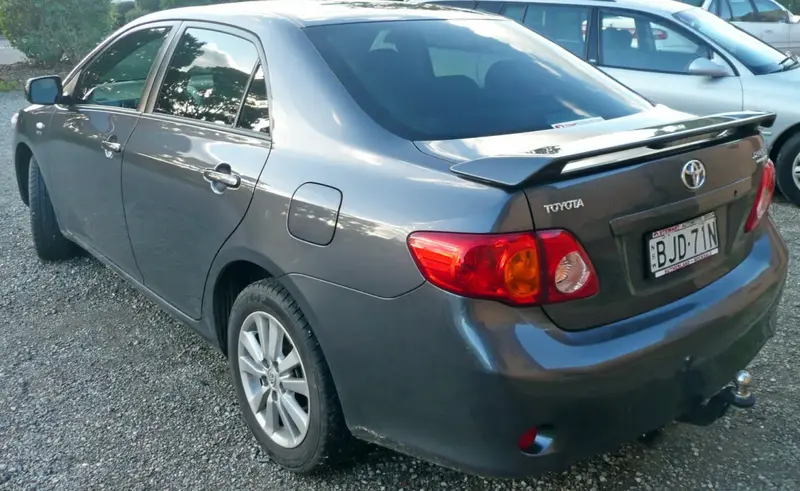 Toyota Corolla - 4
